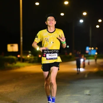 Runner Photo 7707537