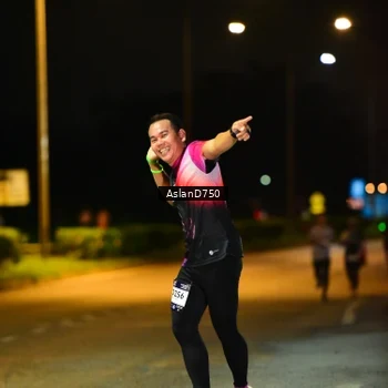 Runner Photo 7707545