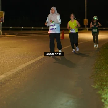Runner Photo 7707549