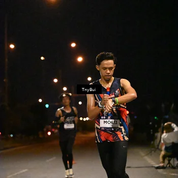Runner Photo 7707570