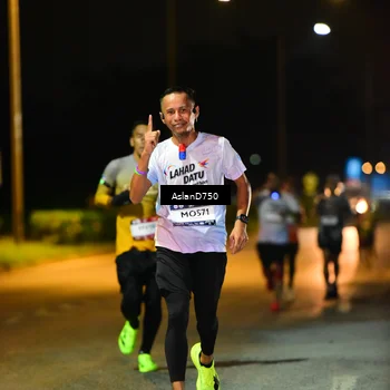 Runner Photo 7707576