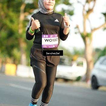 Runner Photo 7707578