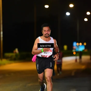 Runner Photo 7707588