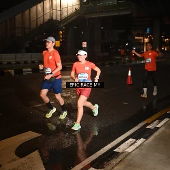 Runner Photo 7707594