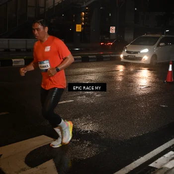 Runner Photo 7707599