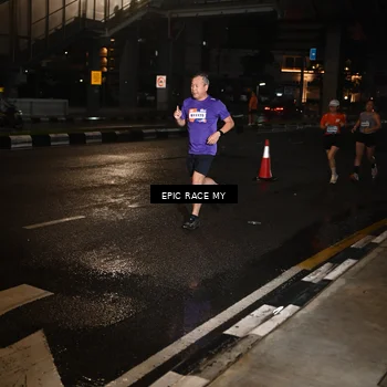 Runner Photo 7707603