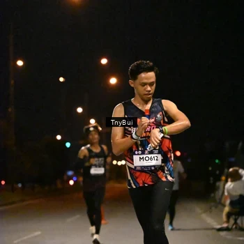 Runner Photo 7707614
