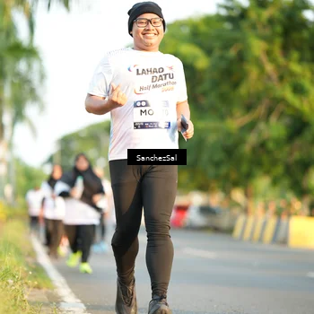 Runner Photo 7707644