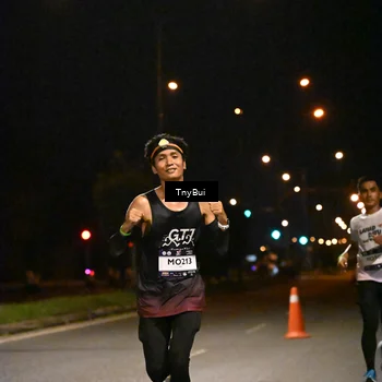 Runner Photo 7707657