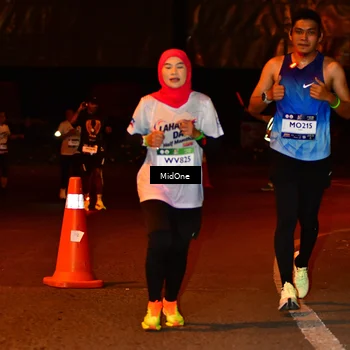Runner Photo 7707658