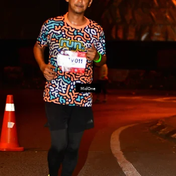 Runner Photo 7707663