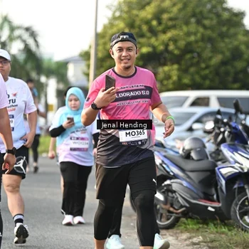 Runner Photo 7707676
