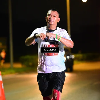 Runner Photo 7707679