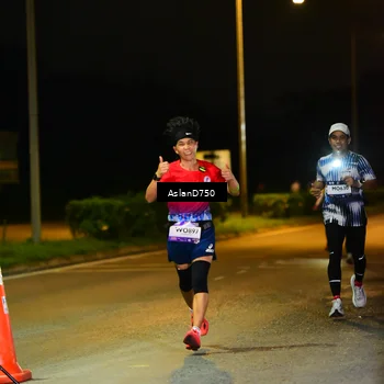 Runner Photo 7707682