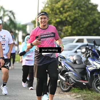 Runner Photo 7707701