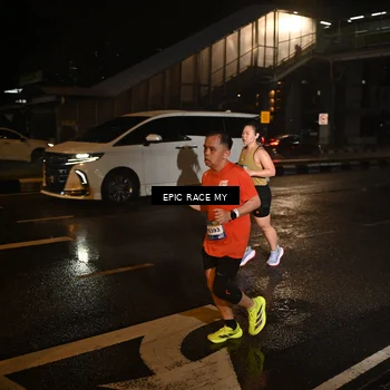 Runner Photo 7707706