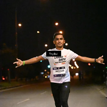 Runner Photo 7707712