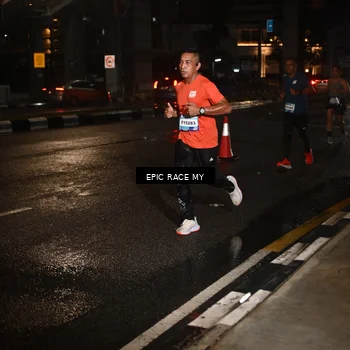 Runner Photo 7707721
