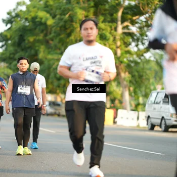 Runner Photo 7707746