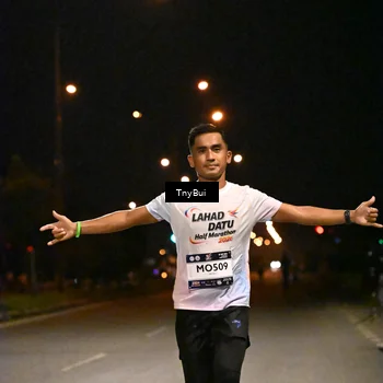 Runner Photo 7707748
