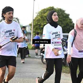 Runner Photo 7707754