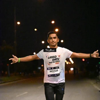 Runner Photo 7707760