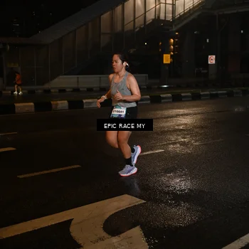 Runner Photo 7707787