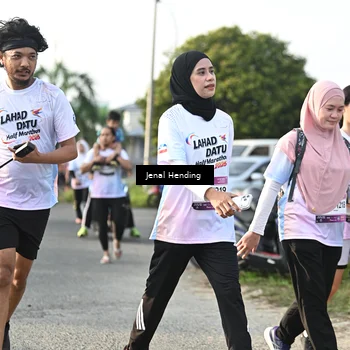 Runner Photo 7707796