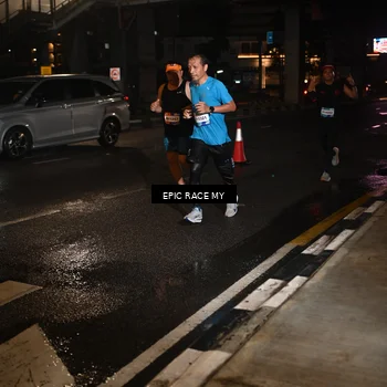 Runner Photo 7707801