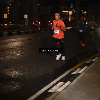 Runner Photo 7707804