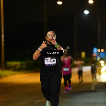 Runner Photo 7707807