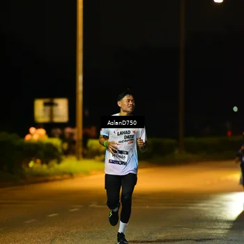 Runner Photo 7707826