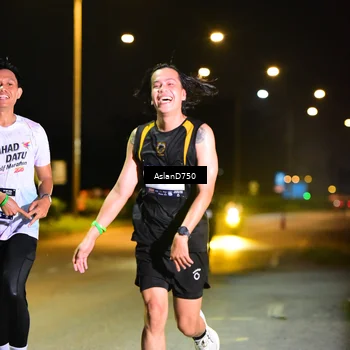 Runner Photo 7707830