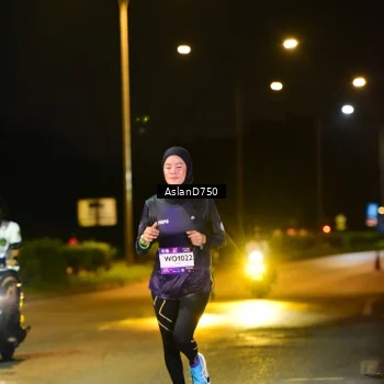 Runner Photo 7707832