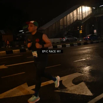 Runner Photo 7707838