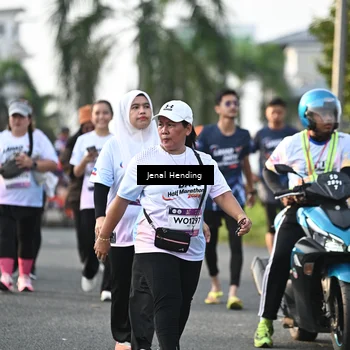 Runner Photo 7707840