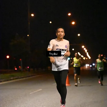 Runner Photo 7707850