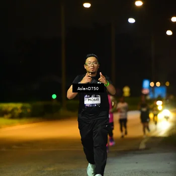 Runner Photo 7707860