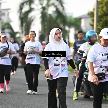 Runner Photo 7707862
