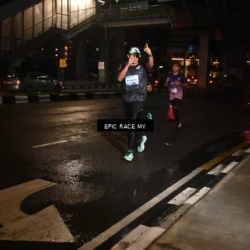 Runner Photo 7707897