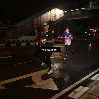 Runner Photo 7707908
