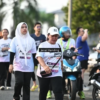 Runner Photo 7707921