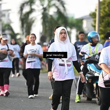 Runner Photo 7707940