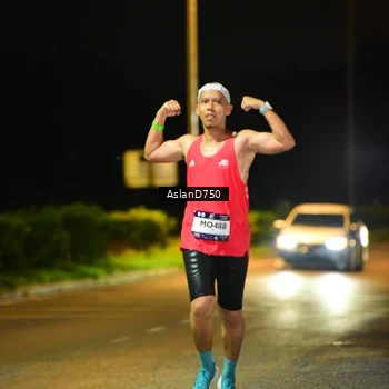 Runner Photo 7707942