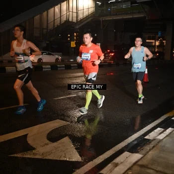 Runner Photo 7707954