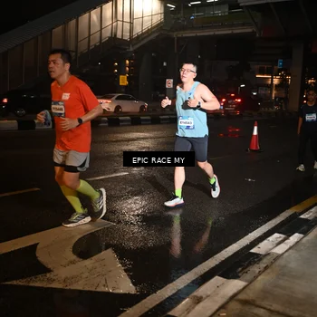 Runner Photo 7707959