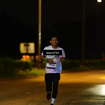 Runner Photo 7707960