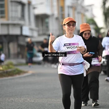 Runner Photo 7707961