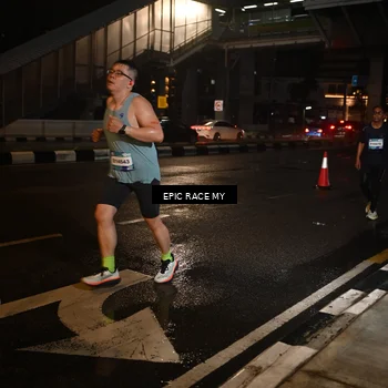 Runner Photo 7707963
