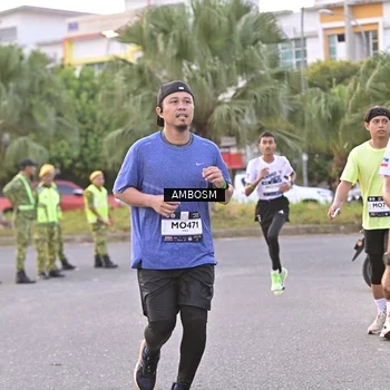 Runner Photo 7707972